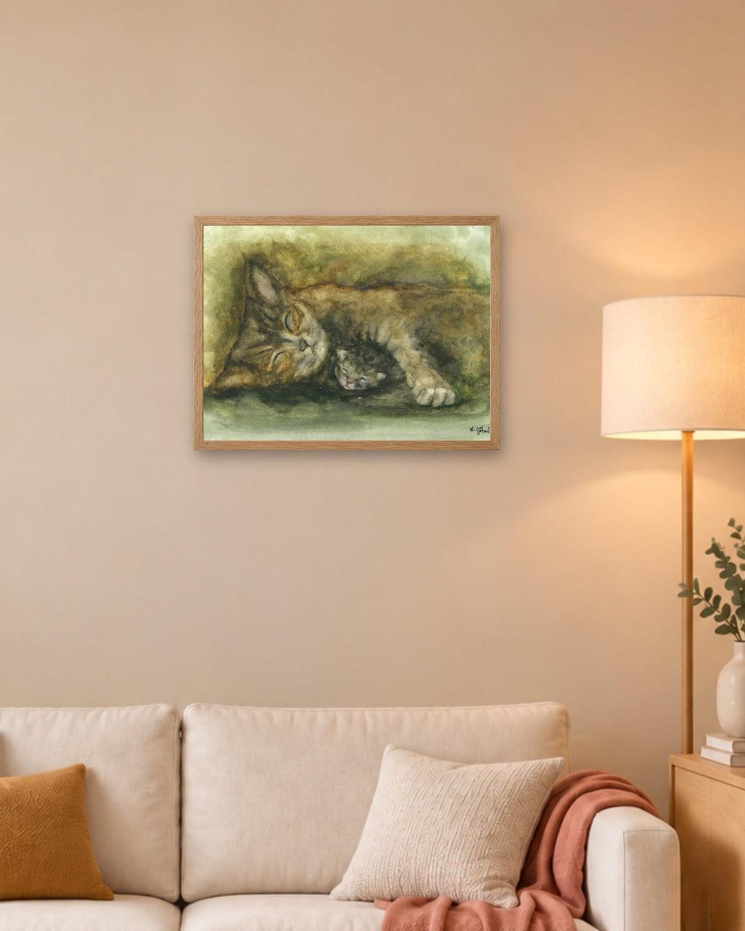 Fine Art Print nach dem Aquarell
„Behütet“ von Nicole Göbel im Rahmen an einer Wand, Raumansicht KI-generiert