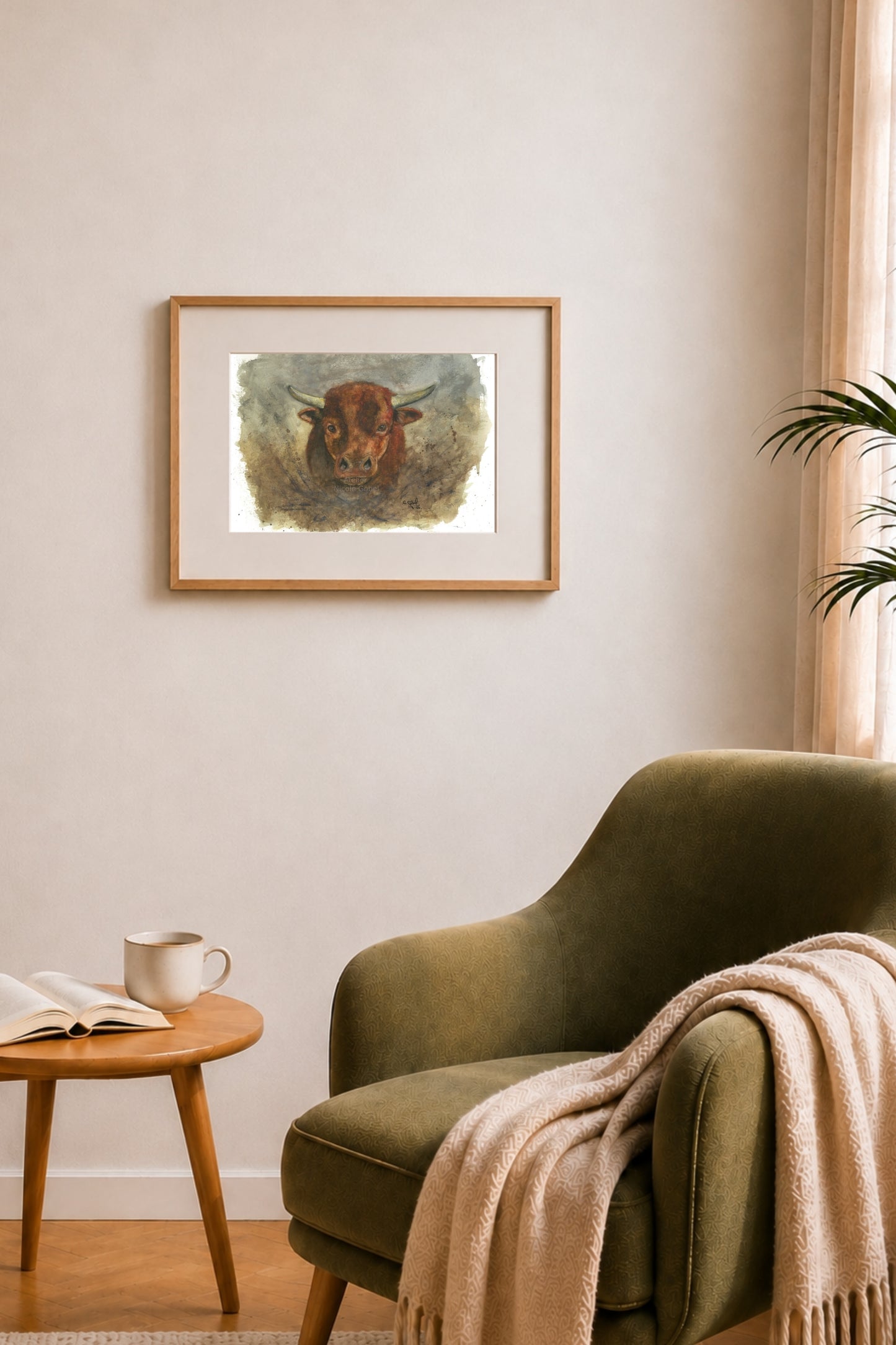 Fine Art Print "Standhaft" mit Stier von Nicole Göbel als Wandbild im Wohnraum.