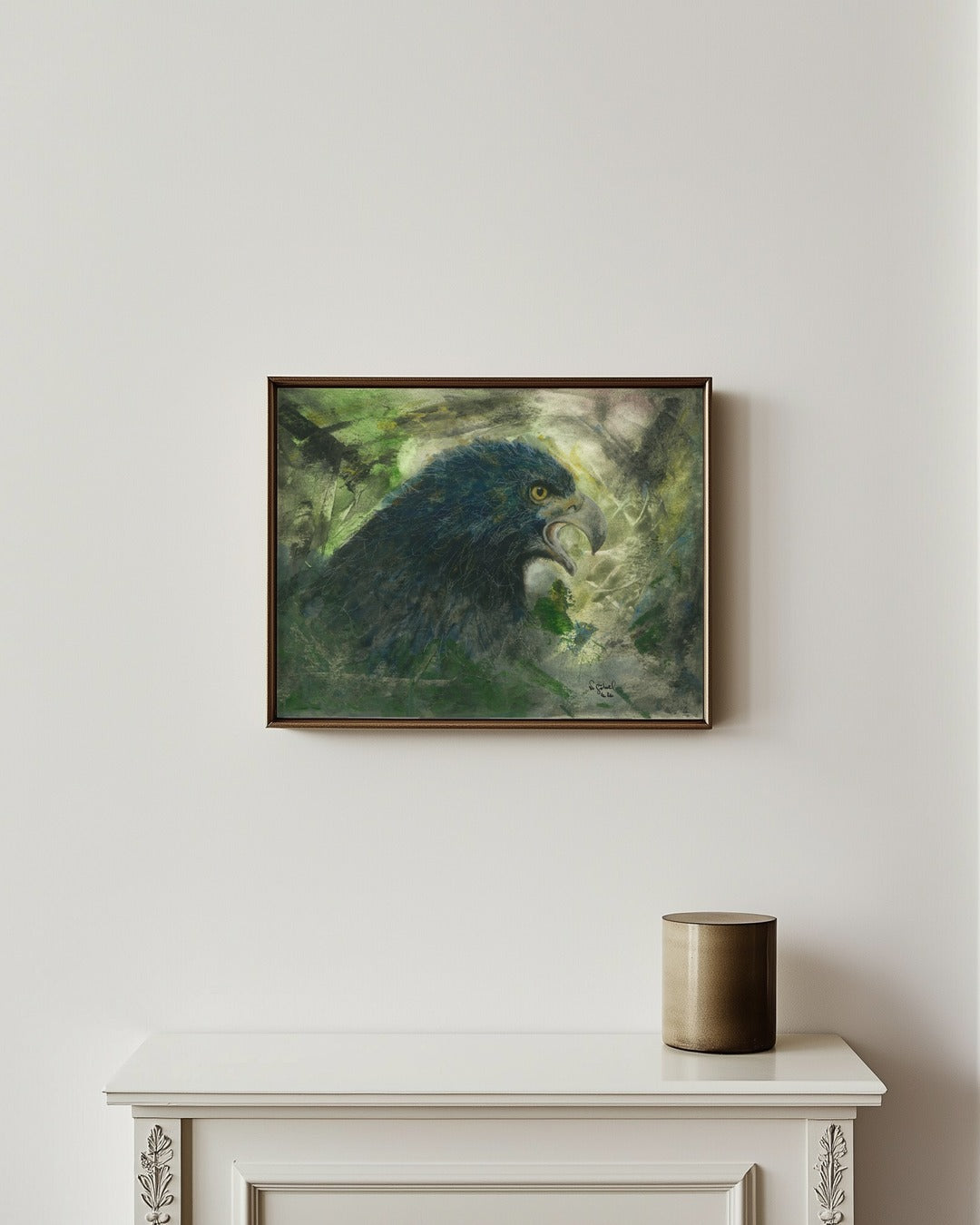 Fine Art Print nach dem Aquarell „Fokus“ von Nicole Göbel im Rahmen an einer Wand, Raumansicht KI-generiert.