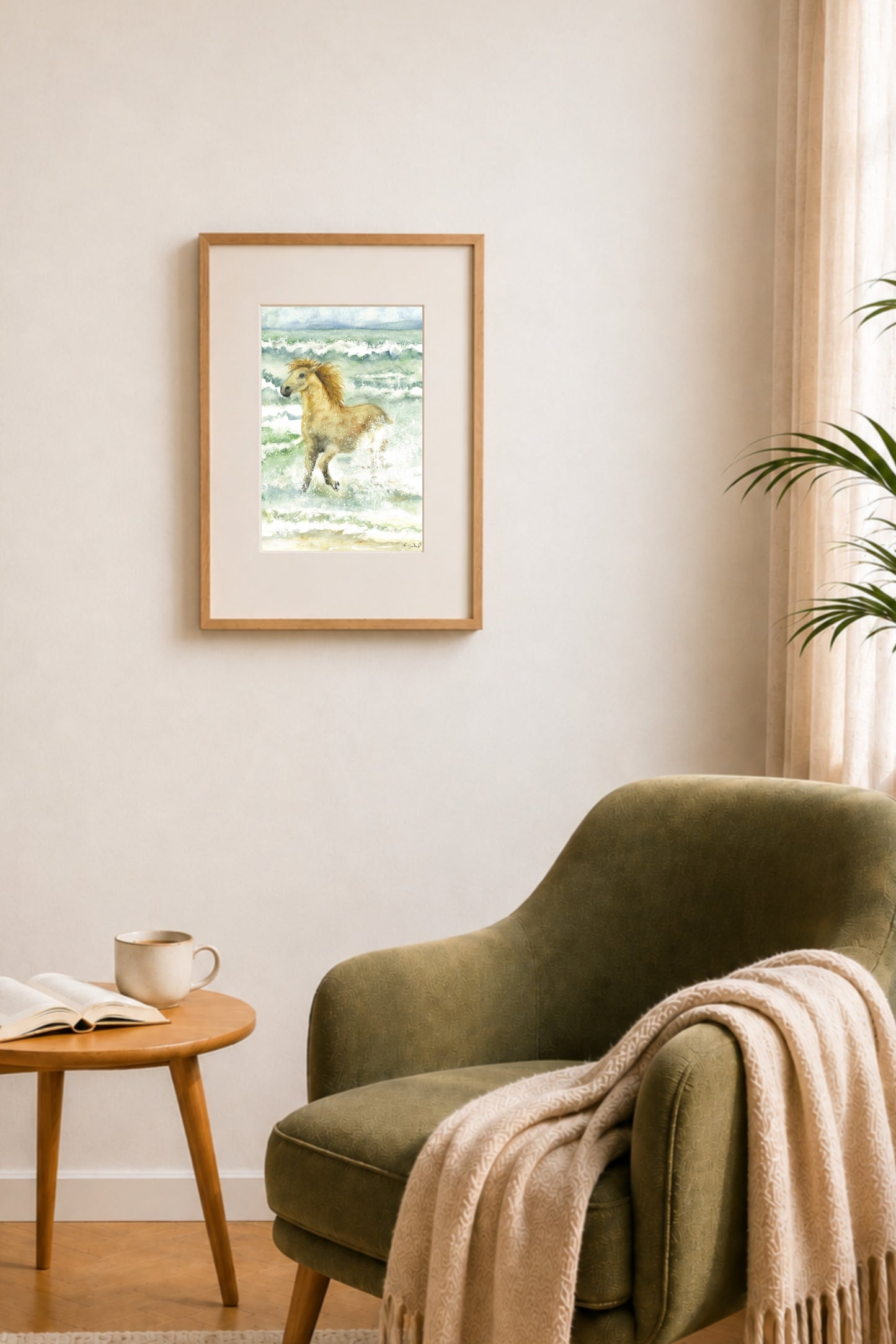 Fine Art Print "Brandung" mit einem Pferd im Meer von Nicole Göbel als Wandbild im Wohnraum.
