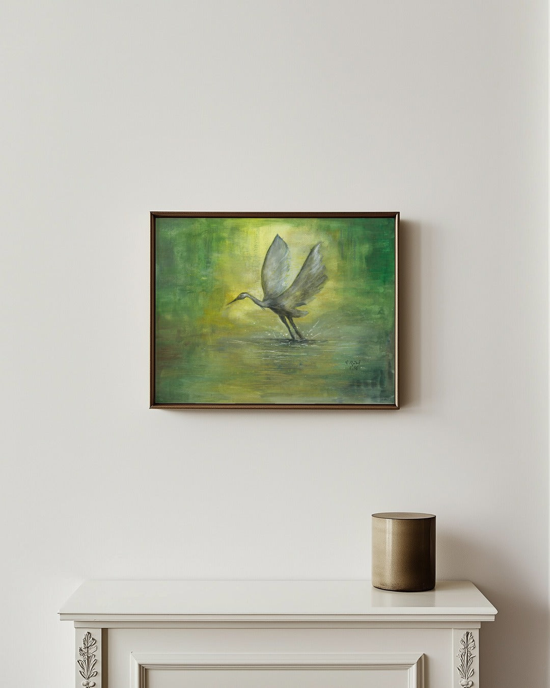 Fine Art Print nach dem Aquarell „Aufbrechen“ von Nicole Göbel im Rahmen an einer Wand, Raumansicht KI-generiert. 